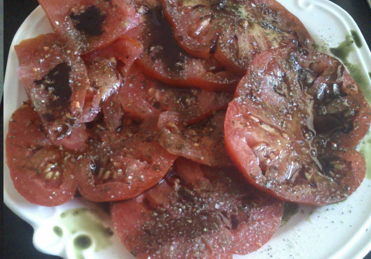 Pomidory w oleju z pestek dyni foto