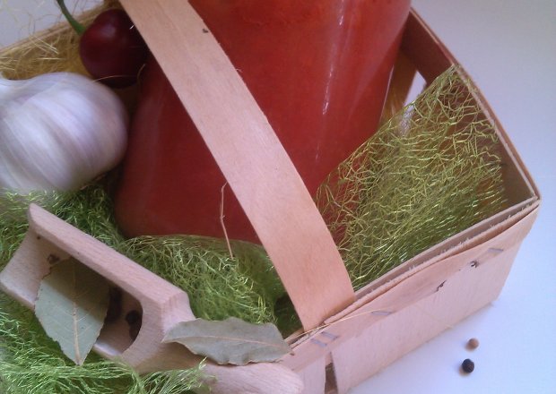 Fotografia przedstawiająca Pomidory w przecierze