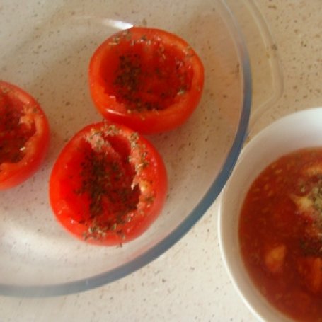 Krok 1 - Pomidory z jajkiem w koszulce foto