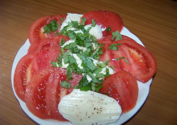 Fotografia przedstawiająca Pomidory z mozarellą według Agi