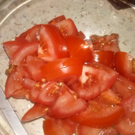 Krok 1 - Pomidory z sosem paprykowo -ziołowym foto