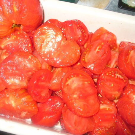 Krok 2 - Pomidory z ziołami  do słoików foto