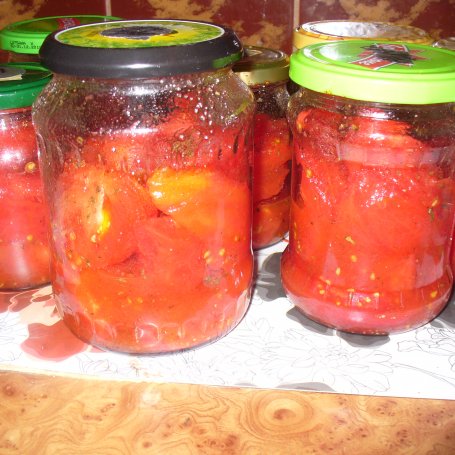 Krok 5 - Pomidory z ziołami  do słoików foto