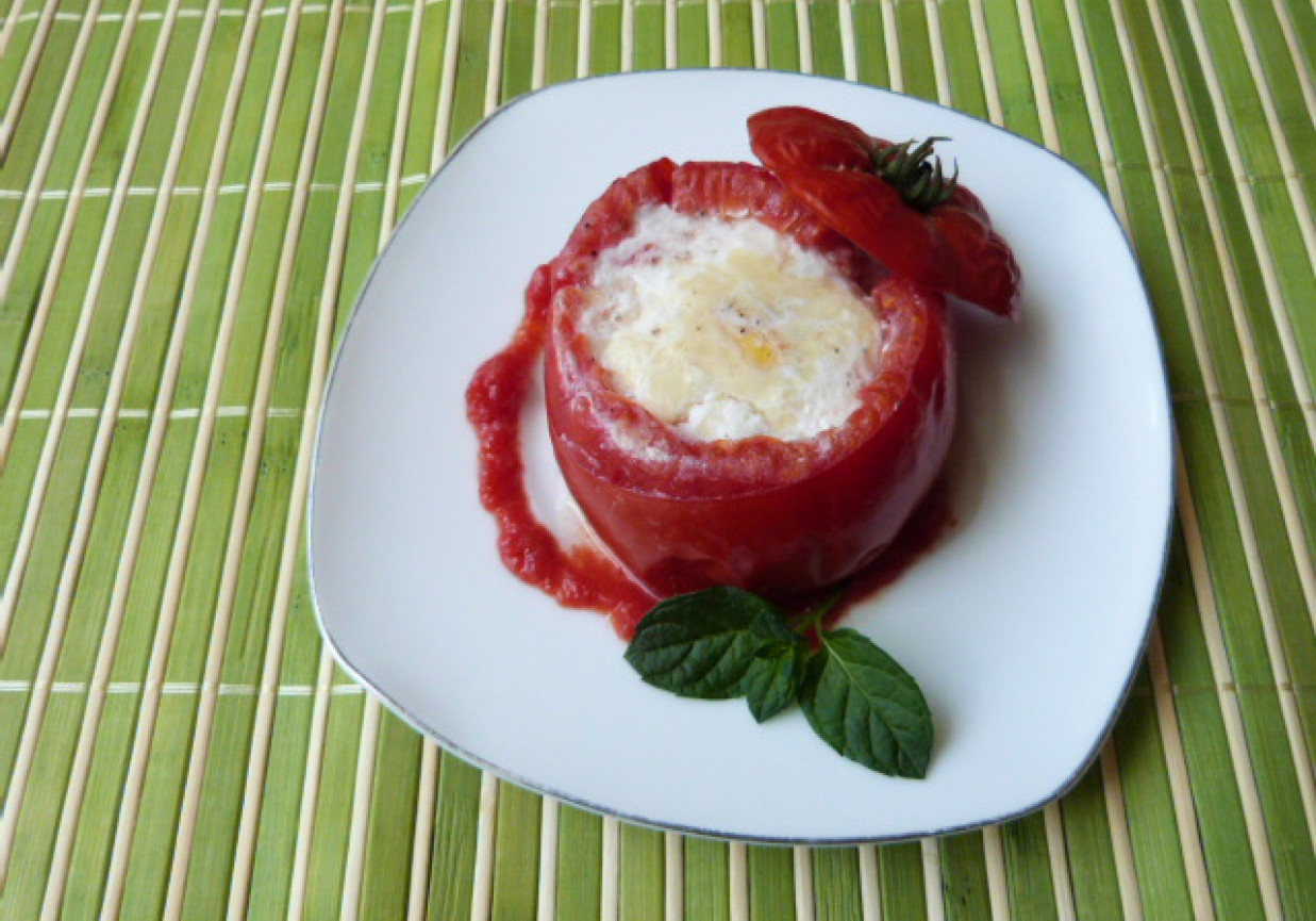 Pomidory zapiekane z jajkami foto