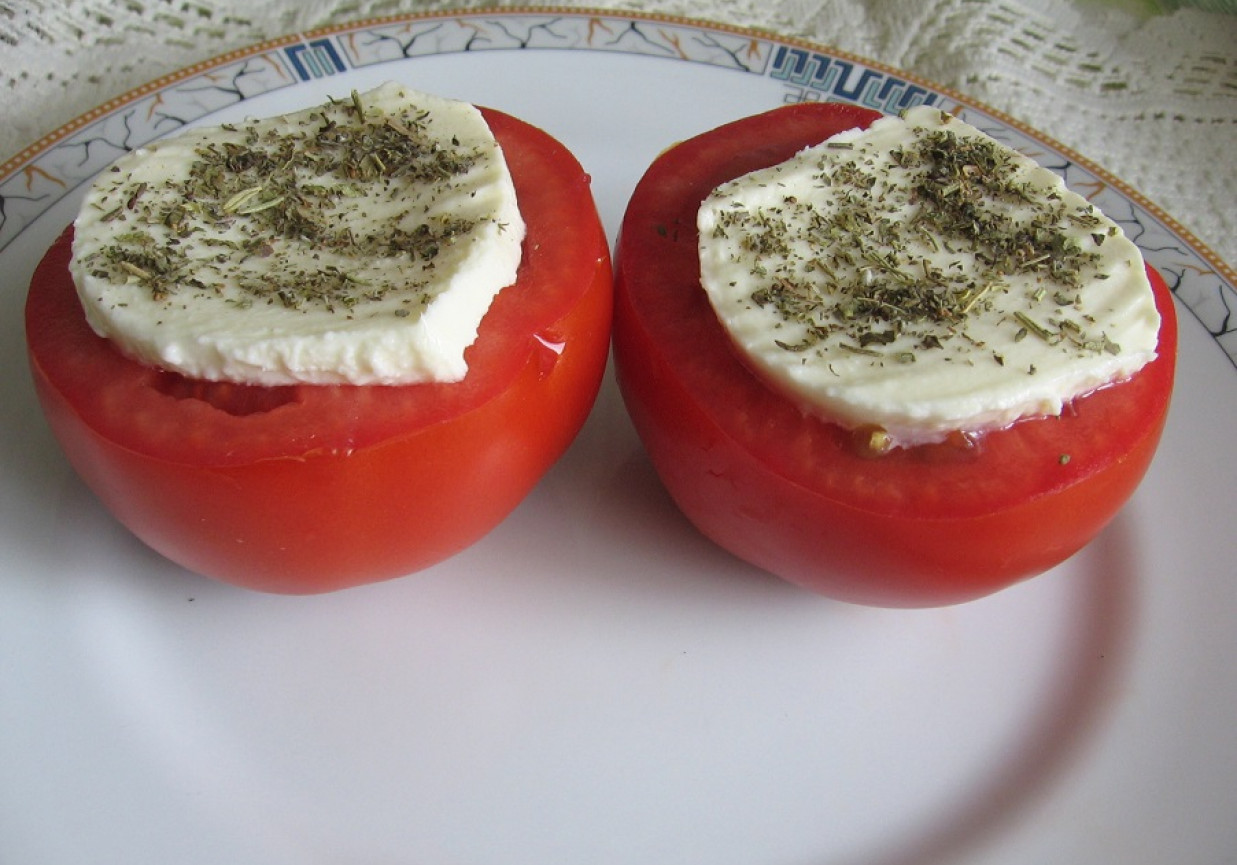 Pomidory zapiekane z mozarellą i ziołami foto