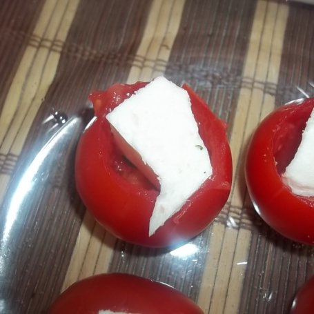 Krok 3 - Pomidory zapiekane z mozzarellą foto
