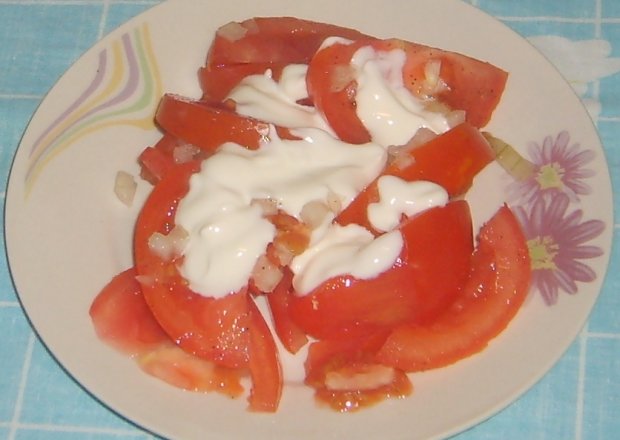 Fotografia przedstawiająca Pomidory ze śmietaną