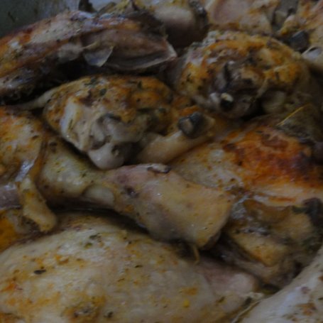Krok 4 - Porcje kurczaka z pieczarkami foto