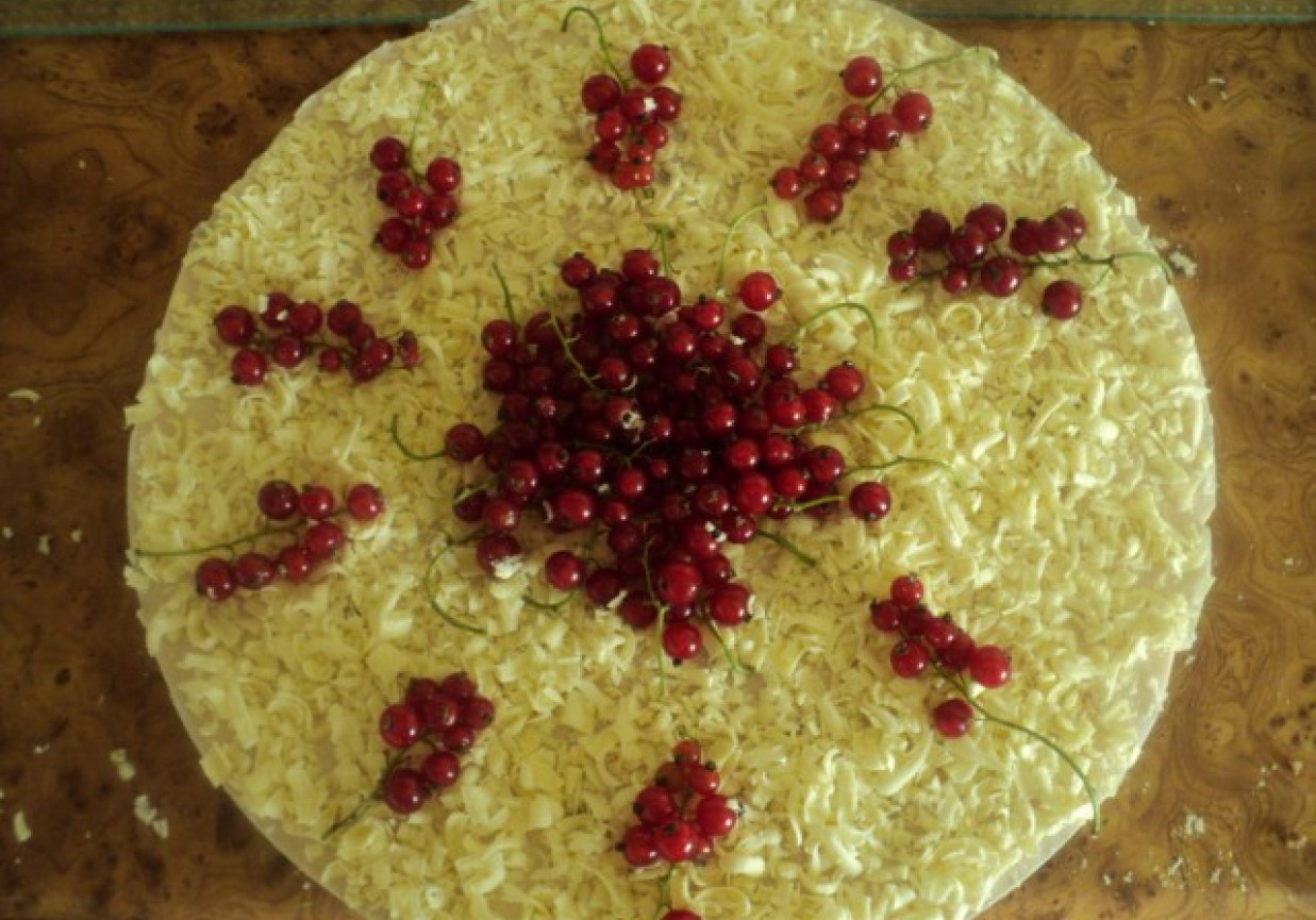 Porzeczkowy tort z czekoladą foto