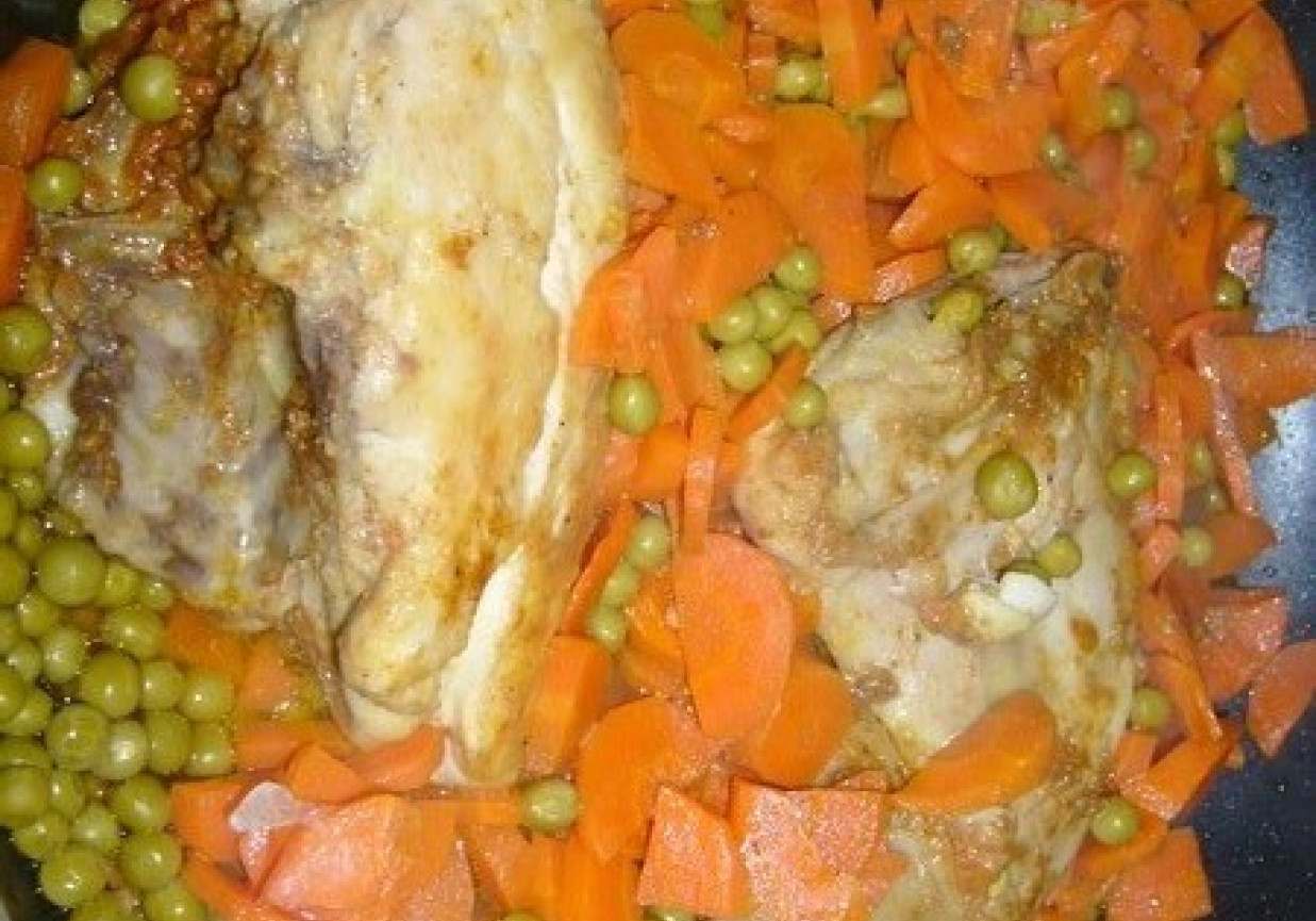 Potrawka warzywna z kurczakiem foto