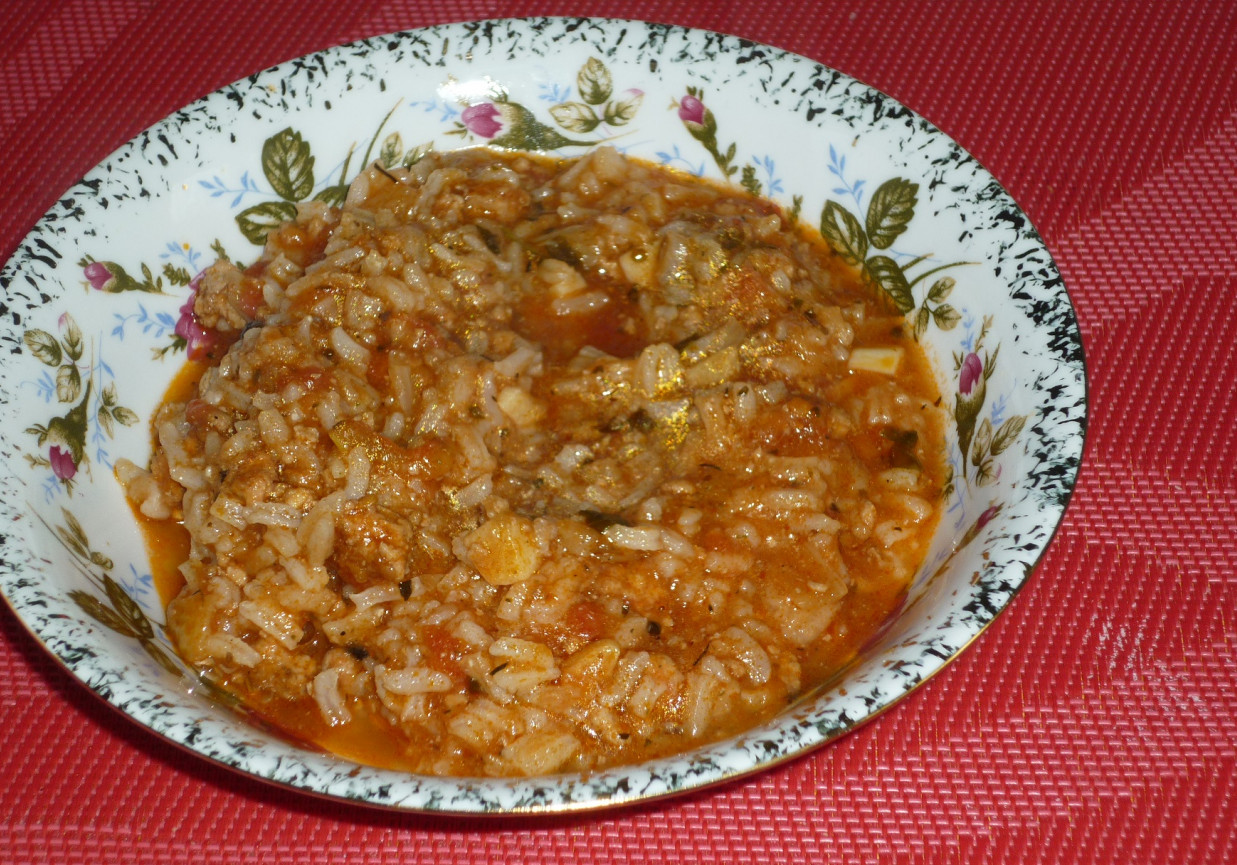 Potrawka wieprzowa z ryżem  foto