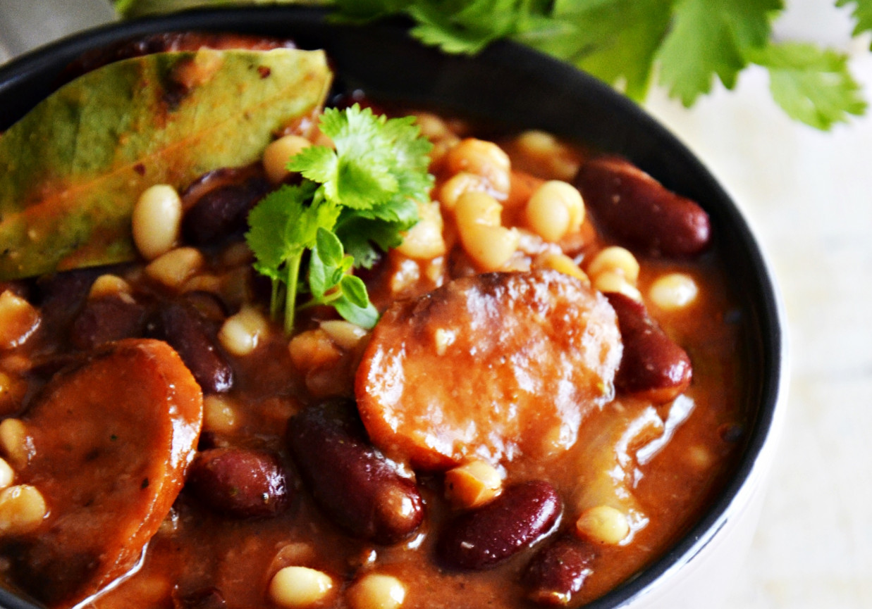 Potrawka z fasoli (fasolka po bretońsku) foto