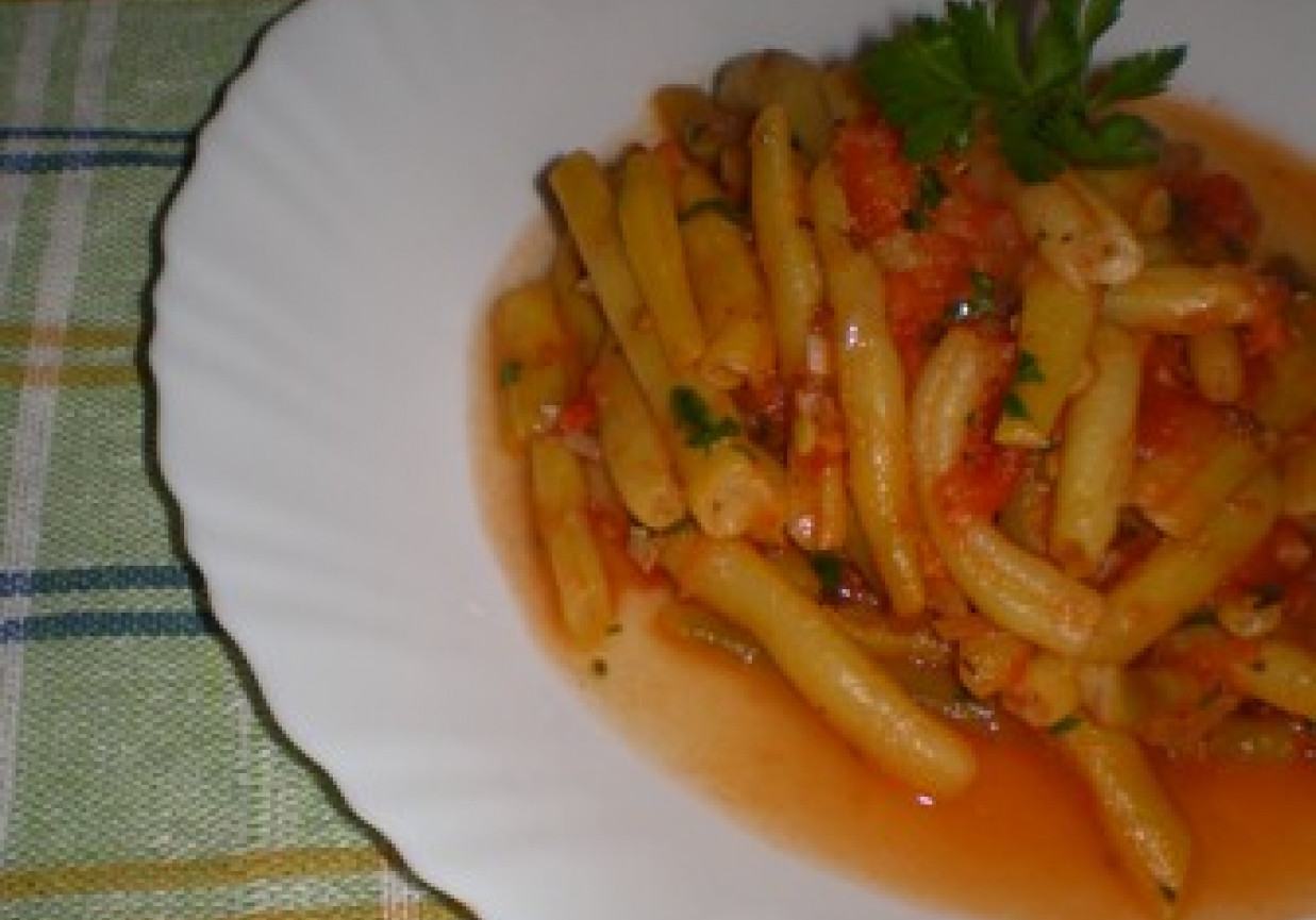 Potrawka z fasolki szparagowej i pomidorów foto