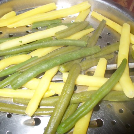 Krok 2 - Potrawka z kaszy gryczanej z pesto i fasolki szparagowej foto