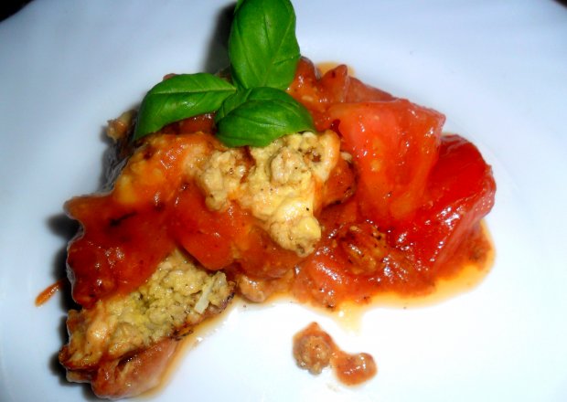 Fotografia przedstawiająca Potrawka z mięsa mielonego w sosie pomidorowym