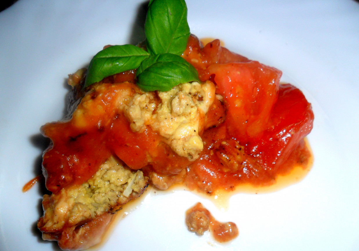 Potrawka z mięsa mielonego w sosie pomidorowym  foto