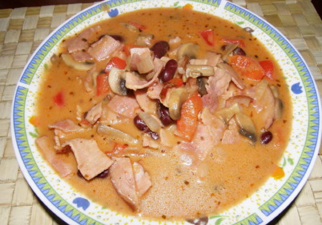 Potrawka z pieczonej cielenciny foto