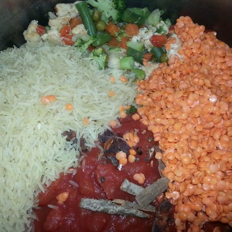 Krok 5 - Potrawka z ryżu i czerwonej soczewicy. foto