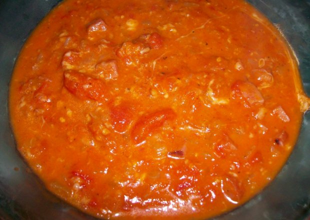 Fotografia przedstawiająca Potrawkowa zupa z pomidorów