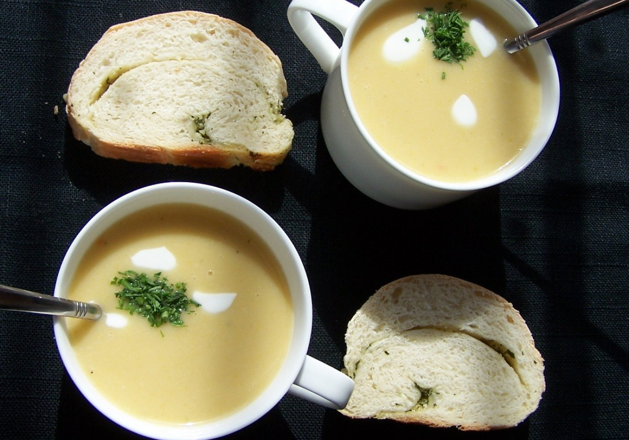 Pozostając w temacie zup, czyli krem z białej fasolki. foto
