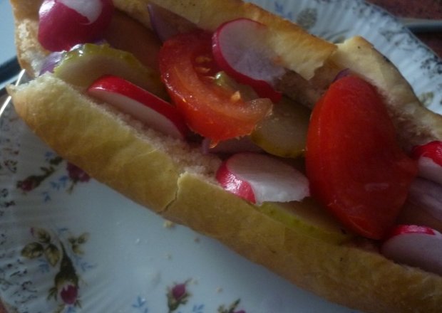 Fotografia przedstawiająca Prawdziwy hot dog