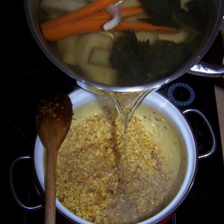 Krok 3 - Prawie jak baba ryżowa, czyli risotto po mojemu ;) foto