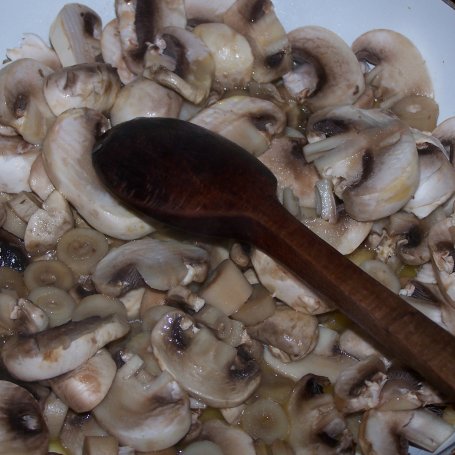 Krok 4 - Prawie jak baba ryżowa, czyli risotto po mojemu ;) foto