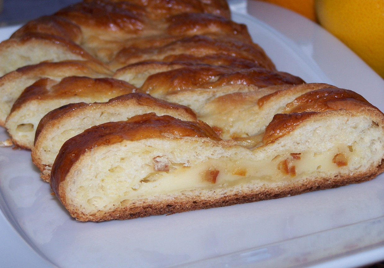 Prawie jak ciasto, czyli drożdżowa strucla z serem :) foto