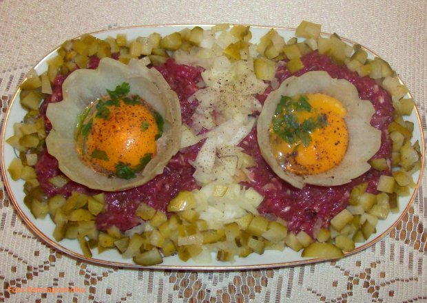 Fotografia przedstawiająca Prawie tatar na kolację :