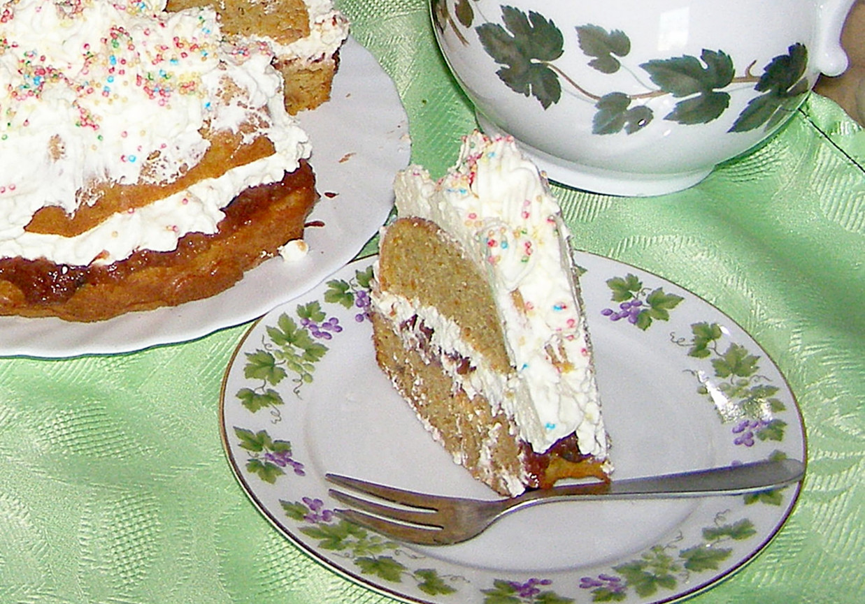 prodiż-pyszne ciasto z resztek po soku wyciskanym i z kremem mascarpone...  foto