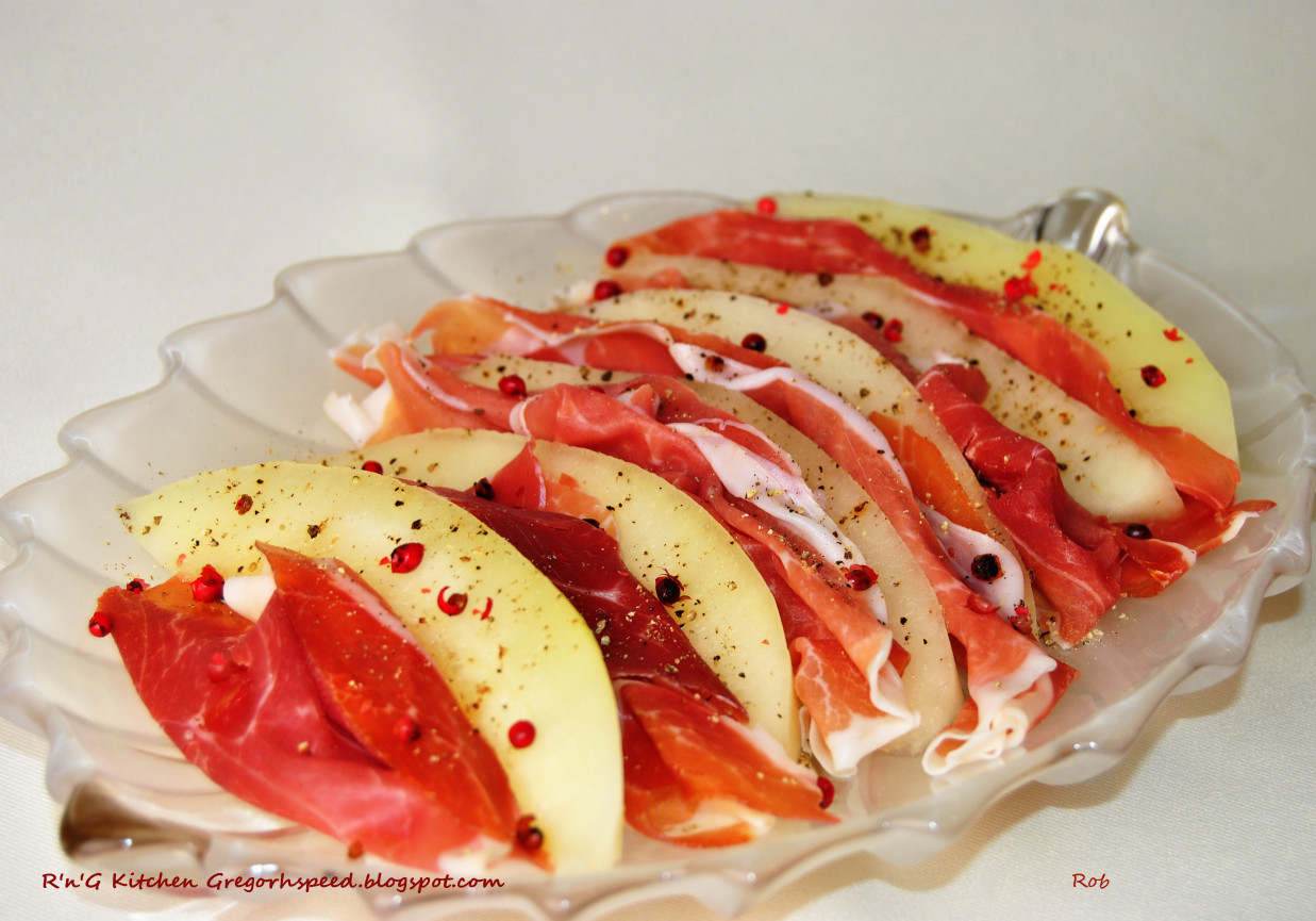 Prosciutto z melonem DoradcaSmaku.pl