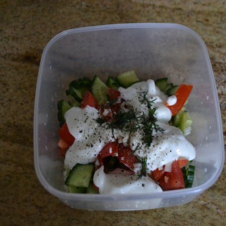 Krok 3 - prosta sałatka obiadowa foto