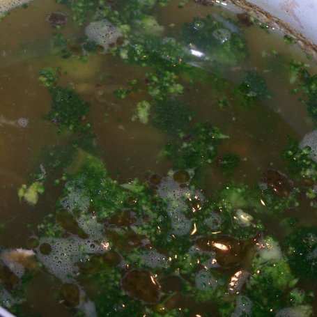 Krok 2 - Prosta zupa, czyli brokułowa :) foto