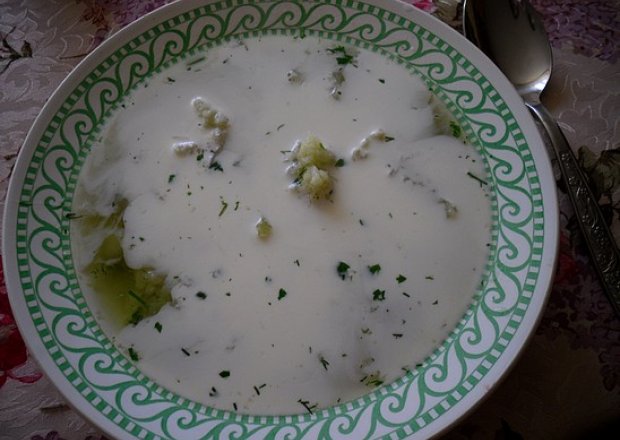 Fotografia przedstawiająca Prosta zupa kalfiorowa