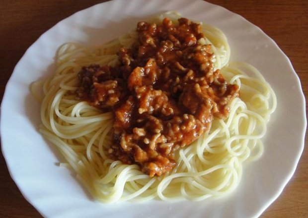 Fotografia przedstawiająca Proste spagetti