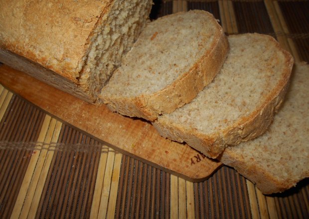 Fotografia przedstawiająca Prosty chleb