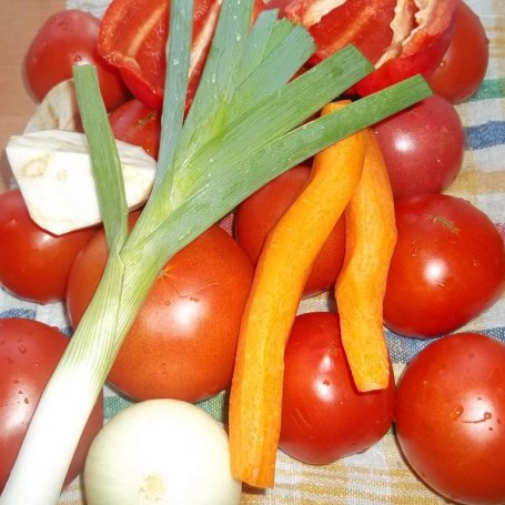 Krok 1 - Przecier pomidorowy z włoszczyzną foto