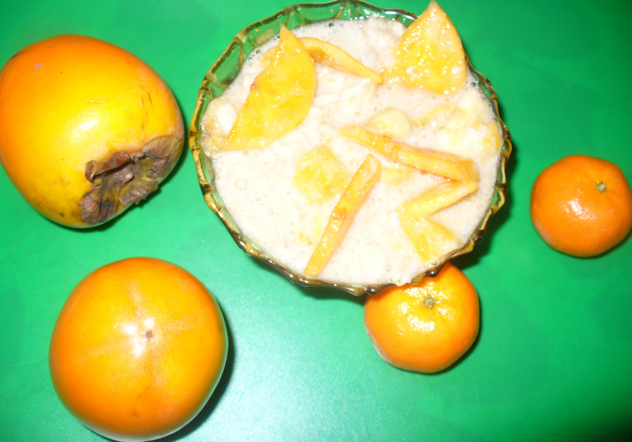 Przekąska z płatków owsianych i siemienia lnianego   z mandarynką  foto