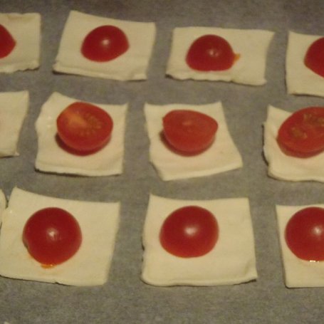 Krok 6 - Przekąski z pomidorkami koktajlowymi foto