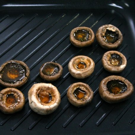 Krok 2 - Przepis dnia II, odc. 48: Grillowany kurczak ze szpinakiem foto