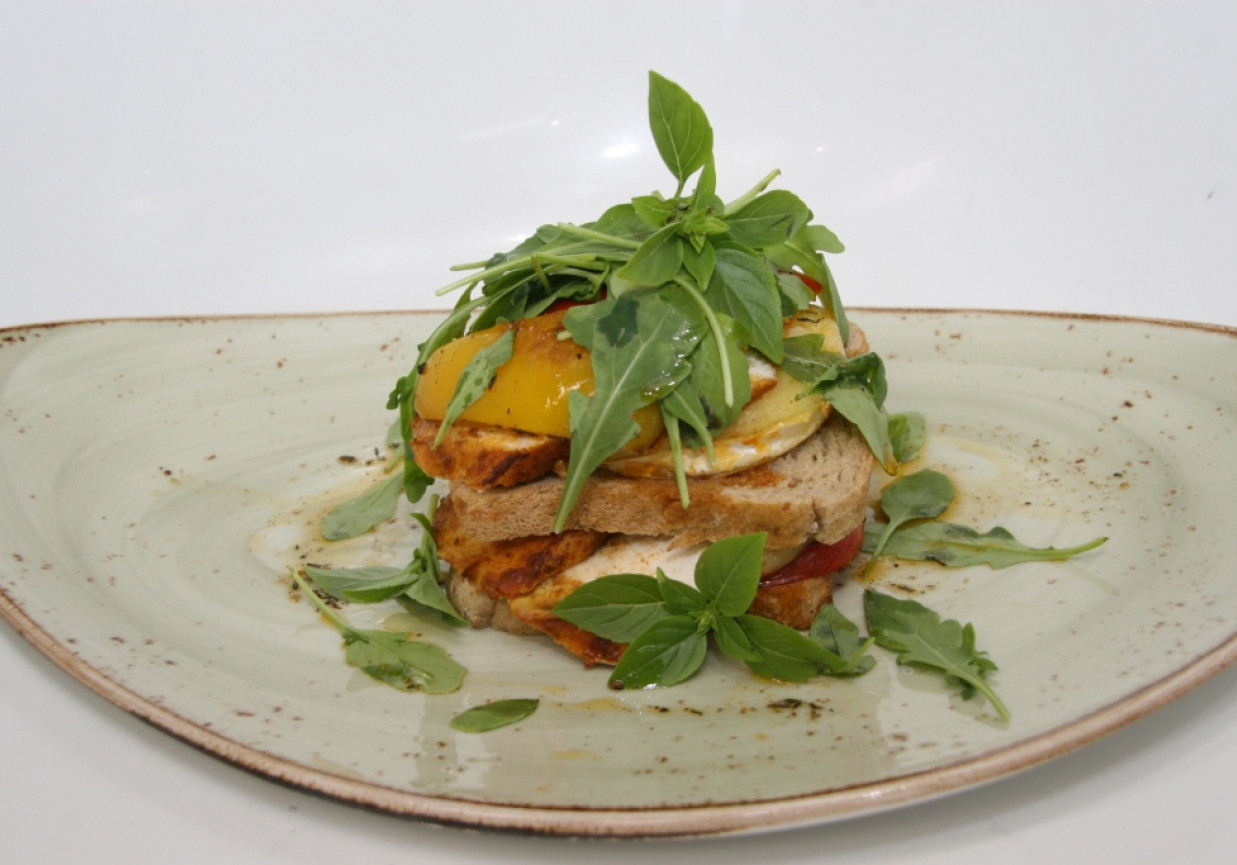 Przepis dnia III, odc. 48: Camembert pieczony z kurczakiem foto