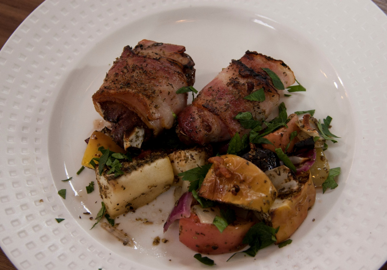 Przepis dnia IV, odc. 35: Wątróbka pieczona w boczku foto