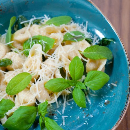 Krok 7 - Przepis dnia V: Tortellini z dynią i domową ricottą, odc. 15 foto