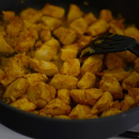 Krok 3 - Przepyszne curry z kurczaka foto