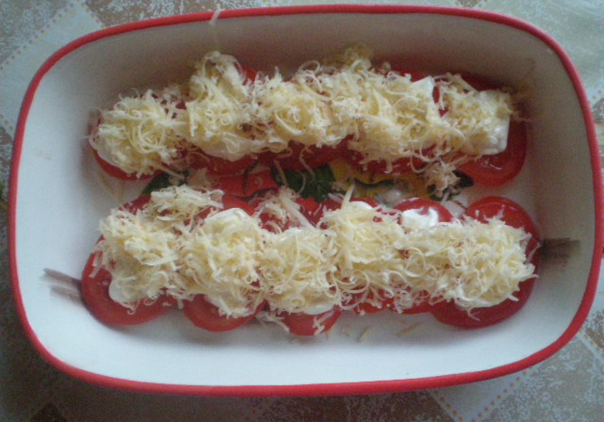 Przystawka z pomidora i czosnku foto