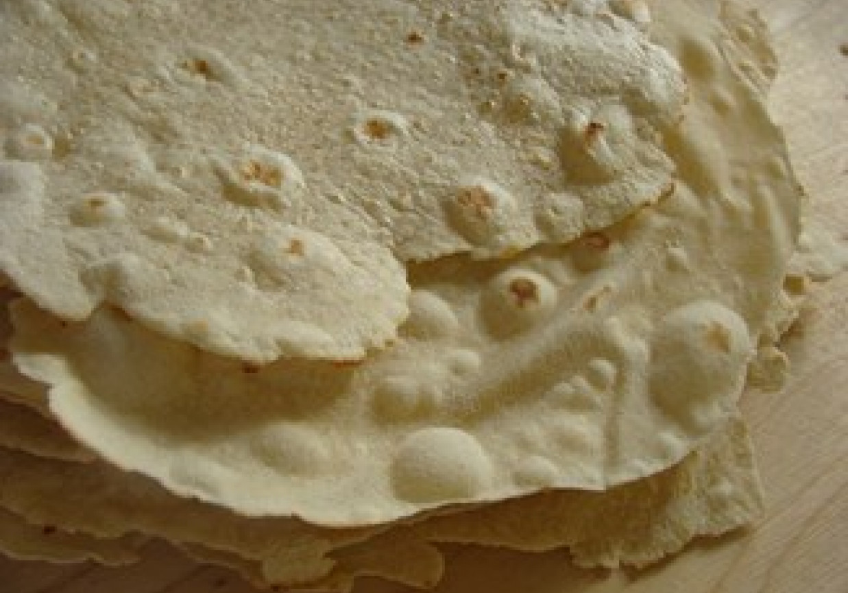 pszenna tortilla w wersji domowej foto
