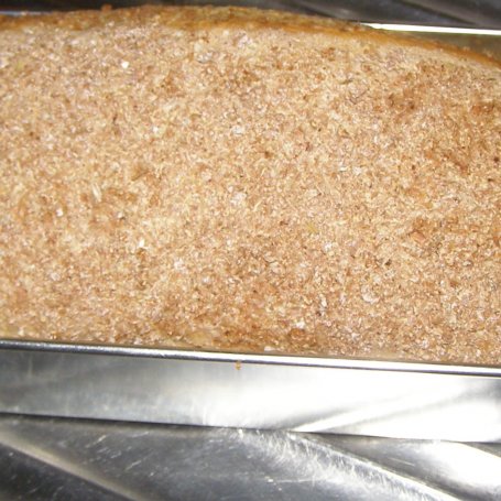 Krok 5 - pszenno-grahamkowy chleb z sezamem... foto
