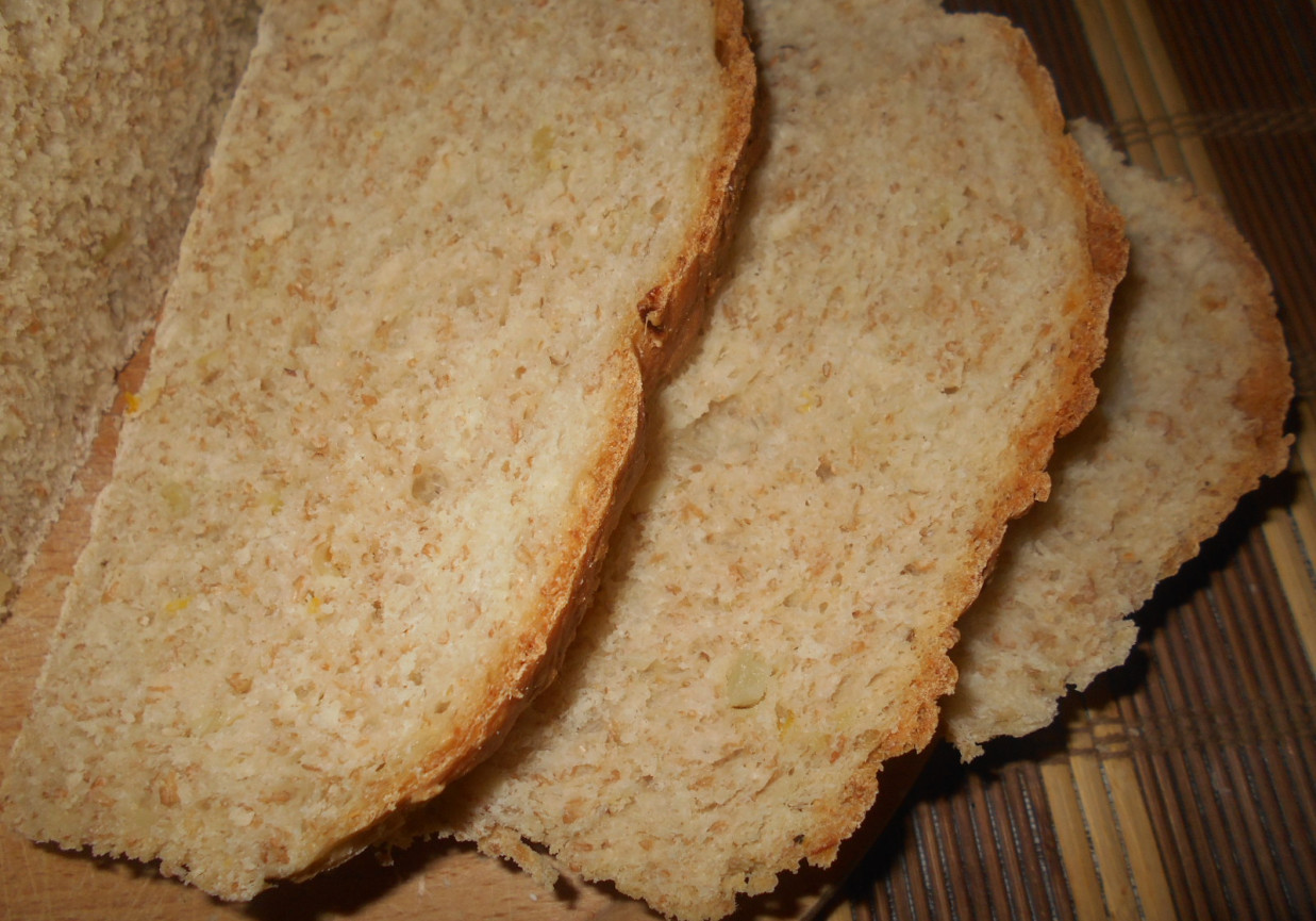 Pszenny chleb cebulowy foto