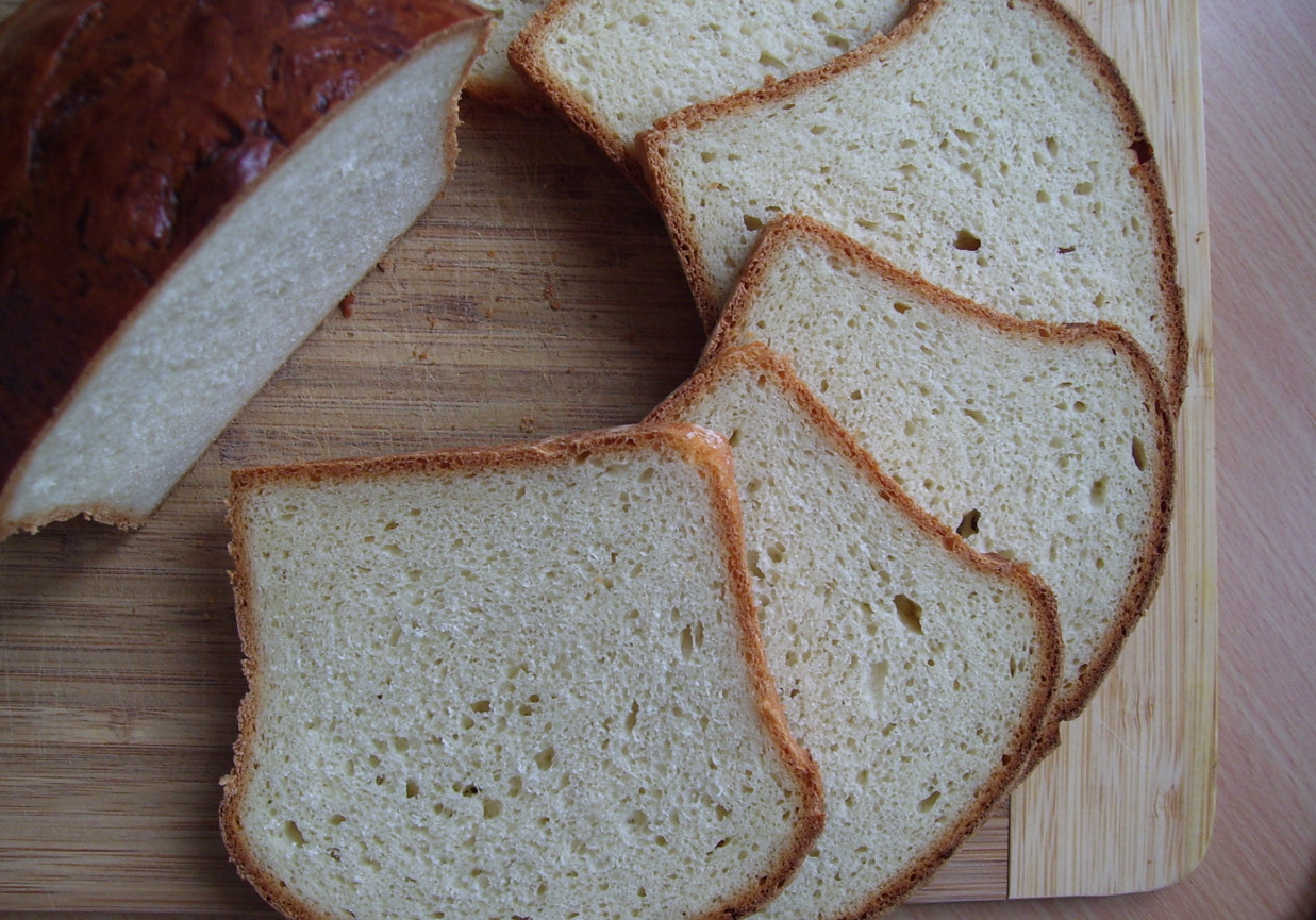 Pszenny chleb na kefirze (drożdże) foto