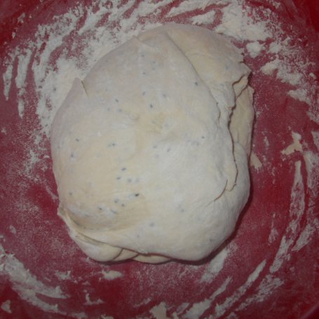 Krok 4 - Pszenny chleb z jogurtem i czarnuszką foto